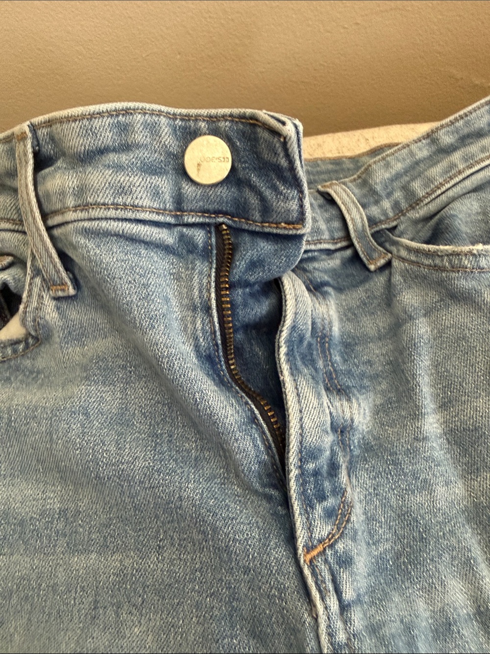 Joe's Jeans The Niki Boyfriend Light Blue Distressed Straight Leg Jeans - Picture 6 of 6